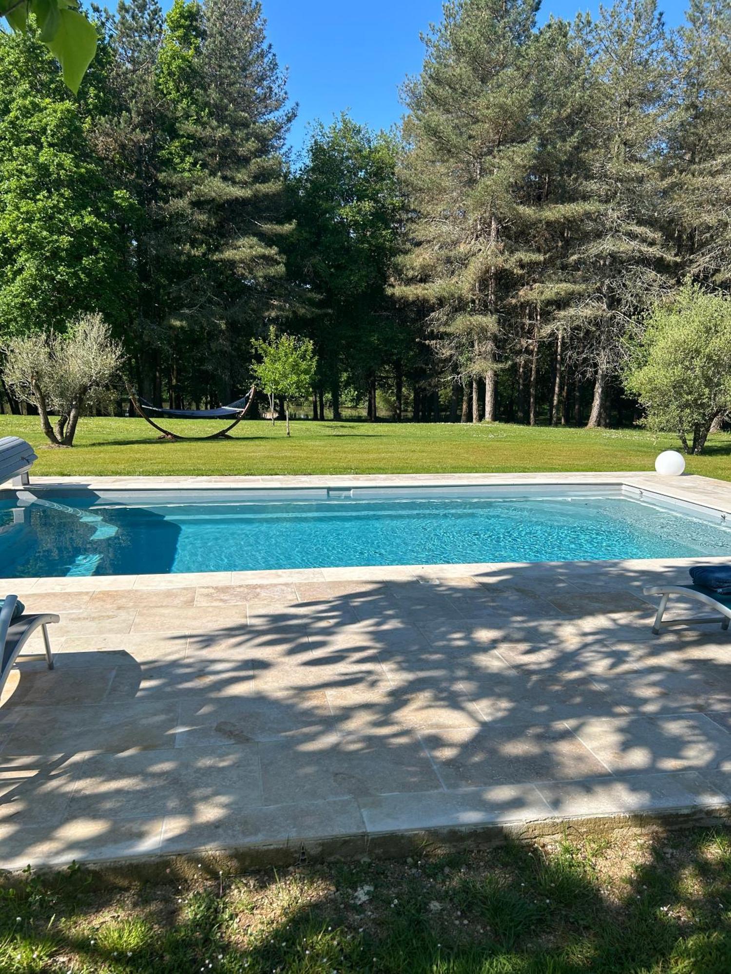 Domaine De Lithos Bed & Breakfast Fossemagne Dış mekan fotoğraf