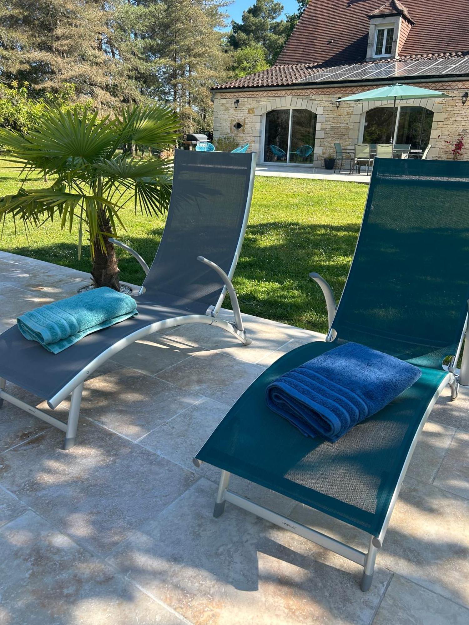 Domaine De Lithos Bed & Breakfast Fossemagne Dış mekan fotoğraf